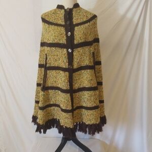 Chic Multicolor Knit Sweater Cape